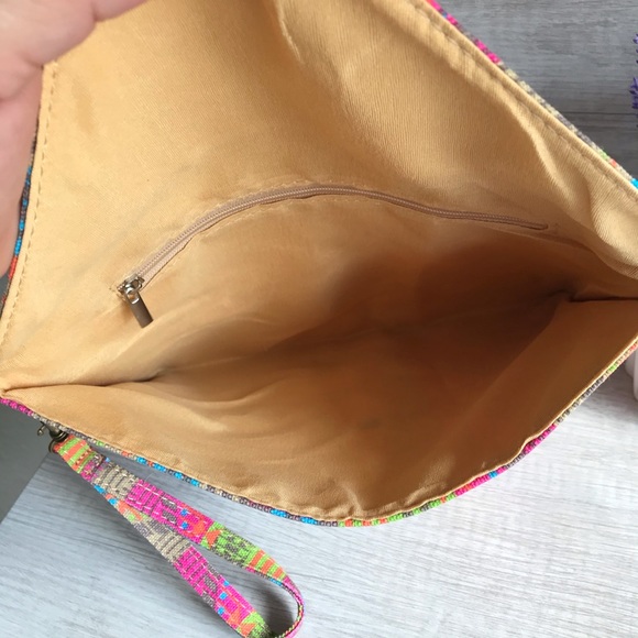 WOMEN’S PORTABLE TOTE - Picture 8 of 8